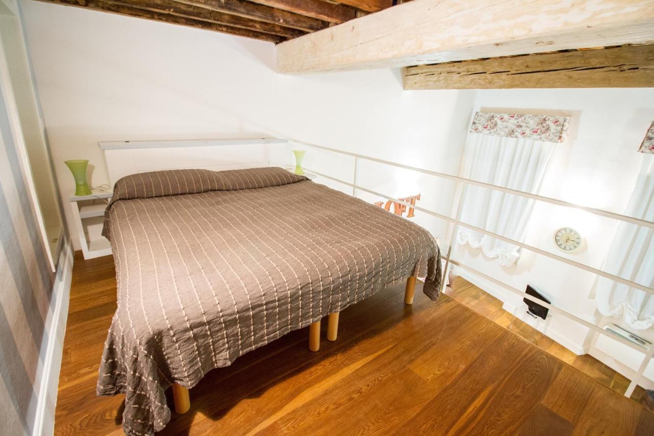 Charming Santa Croce Loft Apartment Florenţa Exterior foto